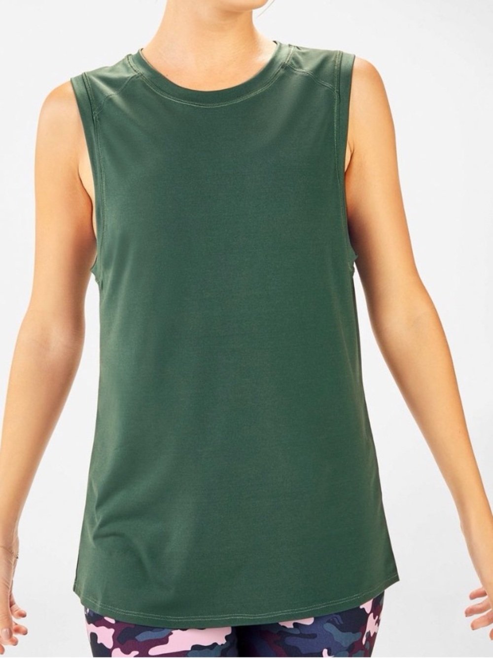 NWT Fabletics Monet V-Back Tie Tank Sycamore Size 1X - Picture 3 of 8